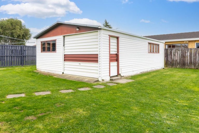 Photo of property in 293 Shakespeare Street, Leamington, Cambridge, 3432