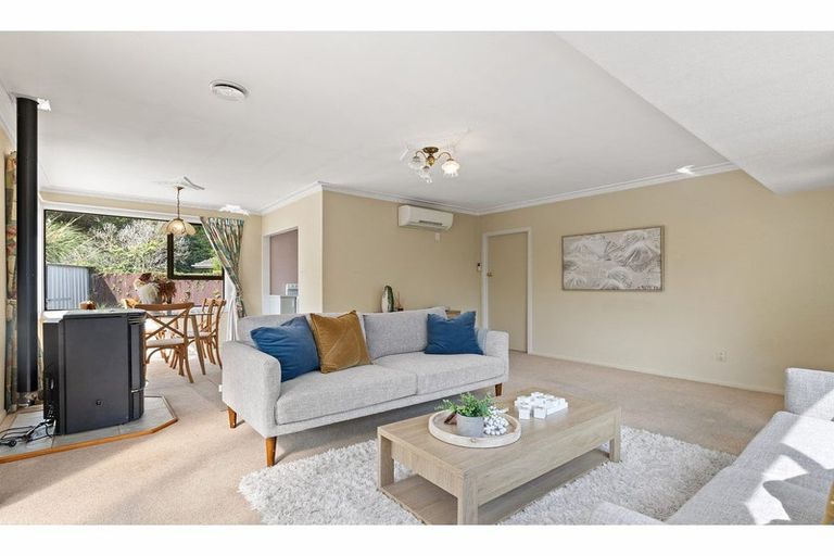 Photo of property in 9 Doyle Place, Avondale, Christchurch, 8061