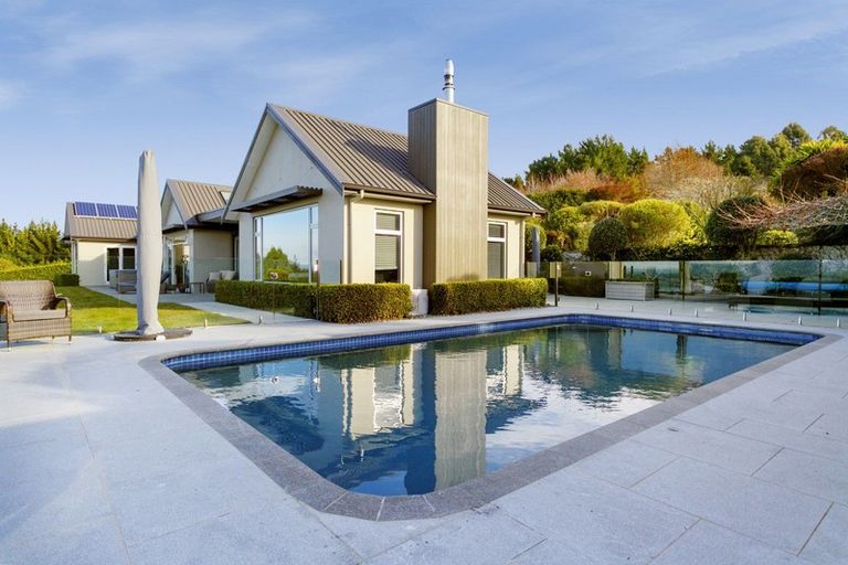 Photo of property in 59 Blue Ridge Drive, Acacia Bay, Taupo, 3385