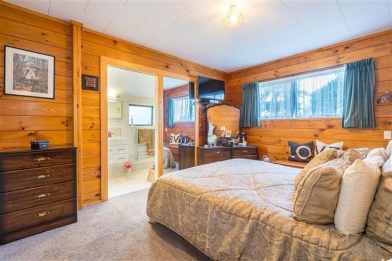 Photo of property in 36 Estuary Crescent, Fairfield, Dunedin, 9018