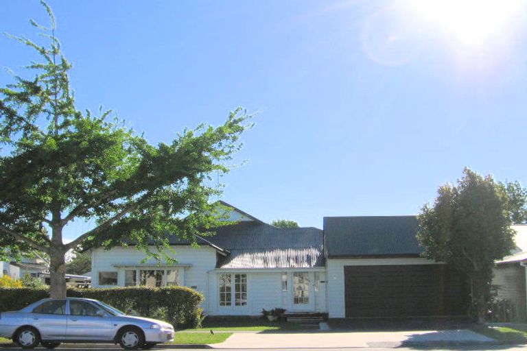 Photo of property in 40 Ormond Road, Whataupoko, Gisborne, 4010