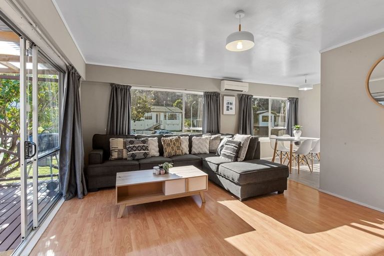 Photo of property in 2/29 Cranston Street, Torbay, Auckland, 0632