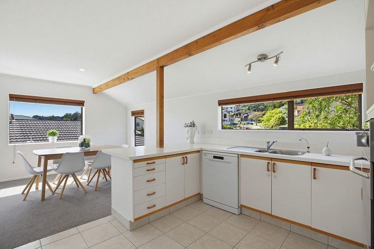 Photo of property in 2/42 Spyglass Lane, Whitby, Porirua, 5024