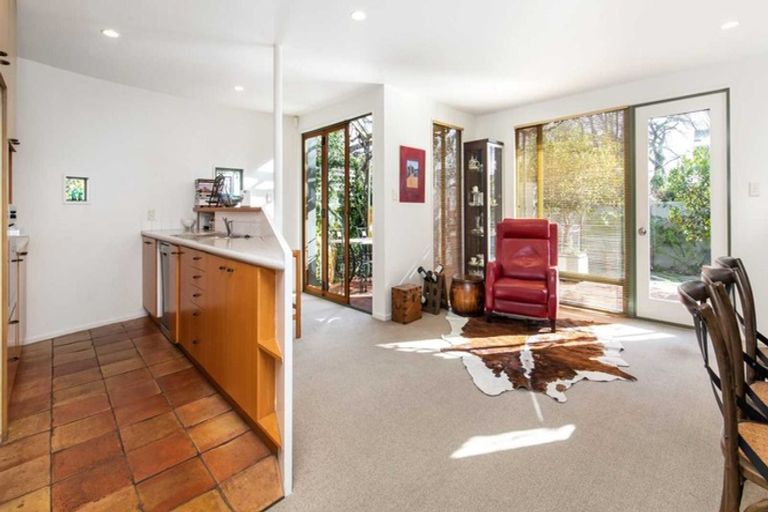 Photo of property in 16a Saint Albans Street, St Albans, Christchurch, 8014