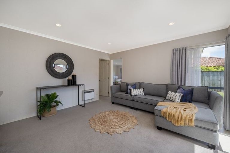 Photo of property in 11 Redcastle Drive, East Tamaki, Auckland, 2013