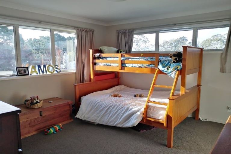 Photo of property in 85a Atawhai Road, Fitzherbert, Palmerston North, 4410