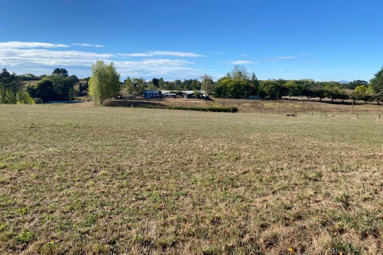 Photo of property in 4 Berkers Road, Ngahinapouri, Hamilton, 3290