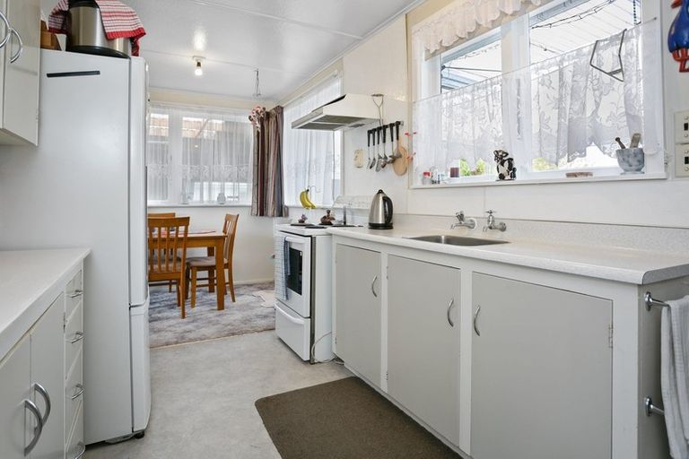 Photo of property in 10 Tee Street, Putaruru, 3411