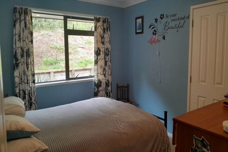 Photo of property in 92 Apotu Road, Kauri, 0185