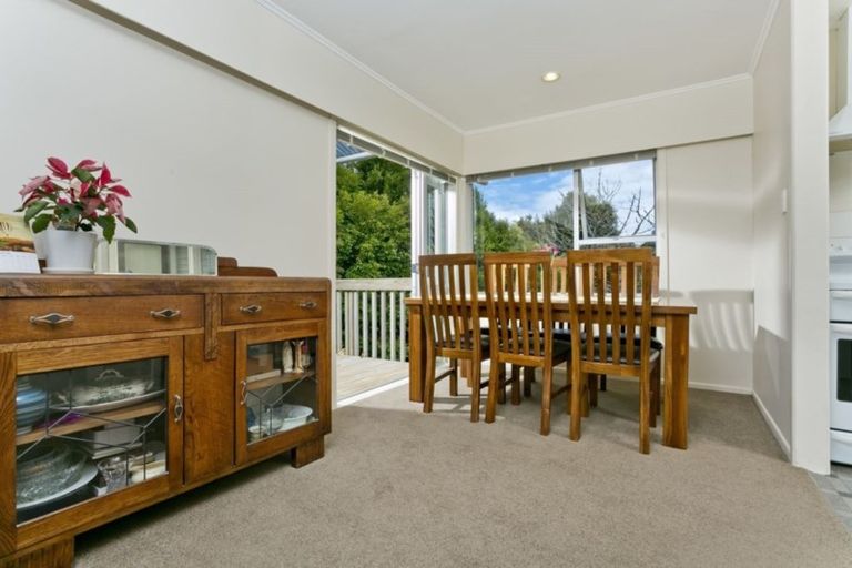 Photo of property in 1/76 Peach Road, Glenfield, Auckland, 0629