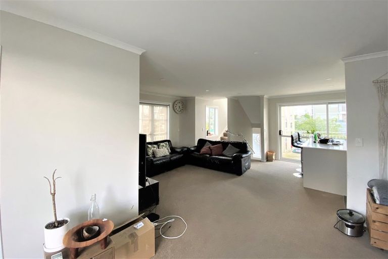 Photo of property in 25 Joseph Street, Flat Bush, Auckland, 2019