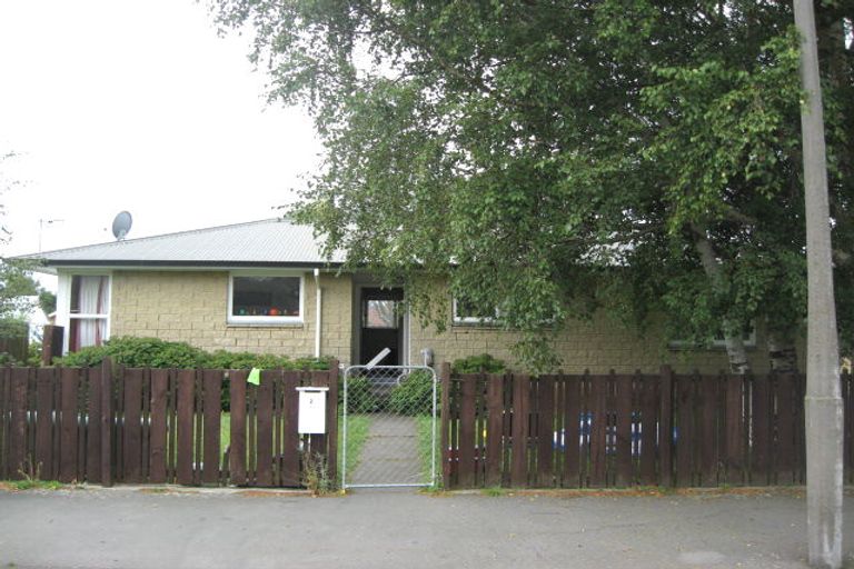 Photo of property in 2 Alpers Place, Hoon Hay, Christchurch, 8025