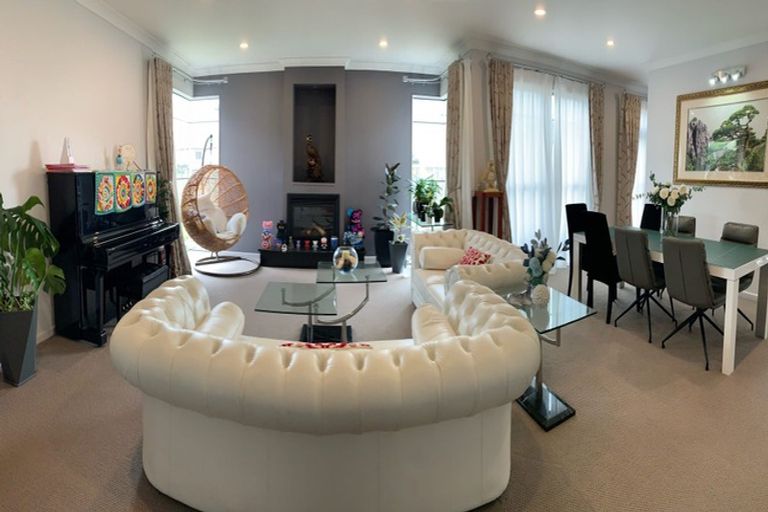 Photo of property in 50 Amberwood Drive, Northpark, Auckland, 2013