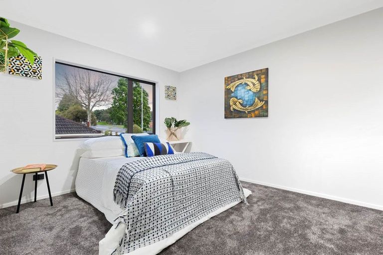 Photo of property in 664b Pakuranga Road, Howick, Auckland, 2010