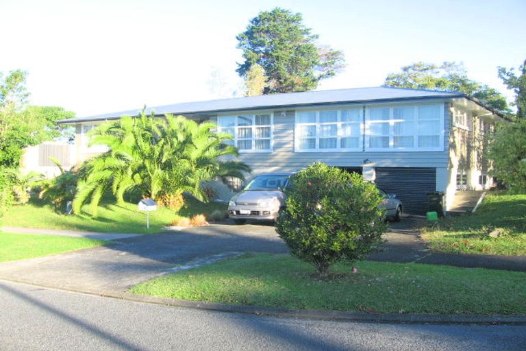 Photo of property in 4 The Boulevard, Sunnyhills, Auckland, 2010