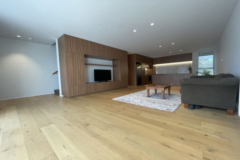 Photo of property in 7 Jean Caldwell Way, Island Bay, Wellington, 6023