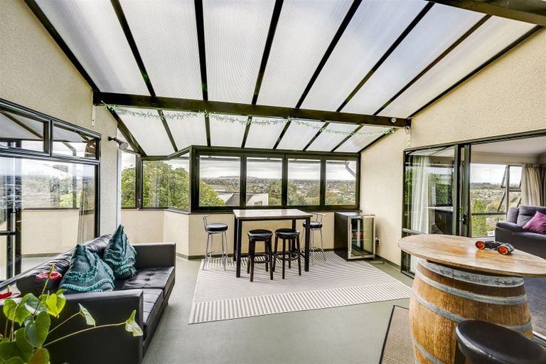 Photo of property in 89a Churchill Drive, Taradale, Napier, 4112