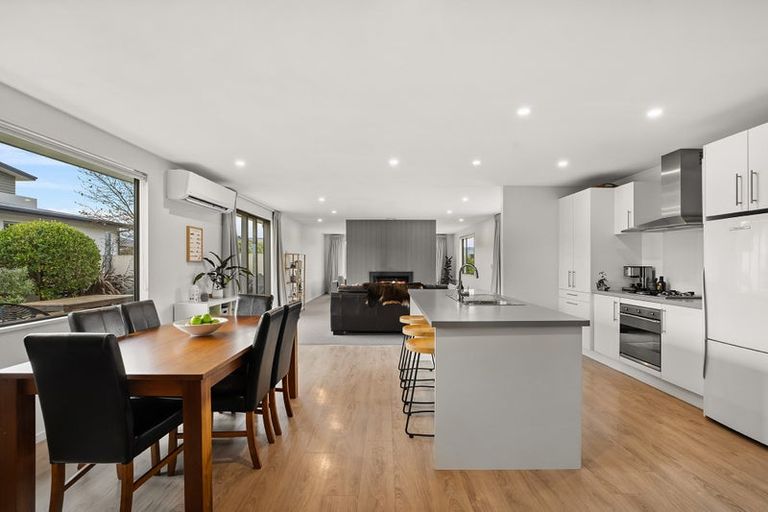 Photo of property in 27 De Bettencor Place, Mount Pisa, Cromwell, 9383