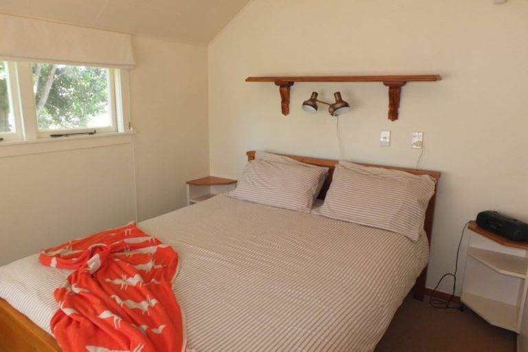 Photo of property in 22 Dewe Terrace, Foxton Beach, Foxton, 4815