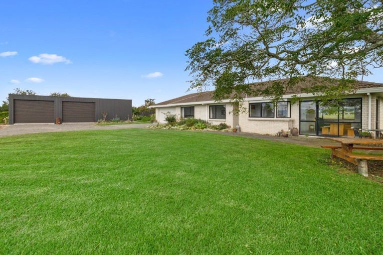 Photo of property in 1337 East Coast Road, Whakatiwai, Pokeno, 2473