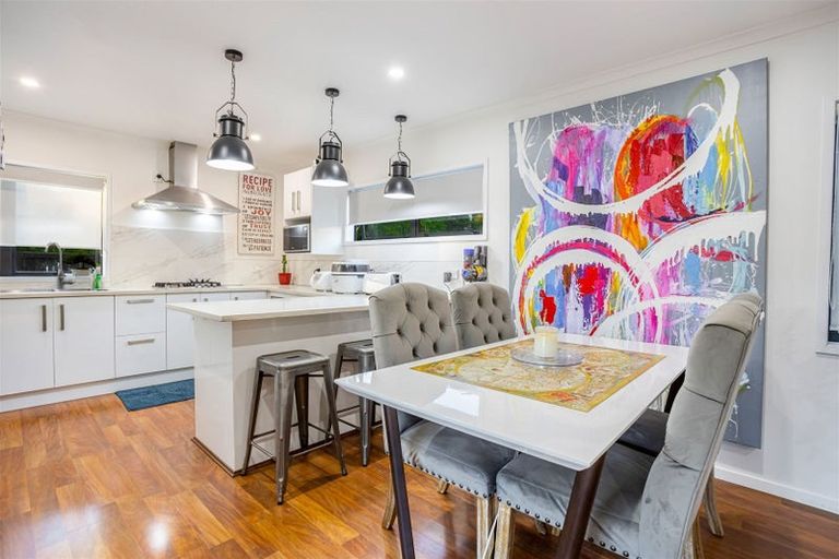 Photo of property in 1a Makora Road, Massey, Auckland, 0614