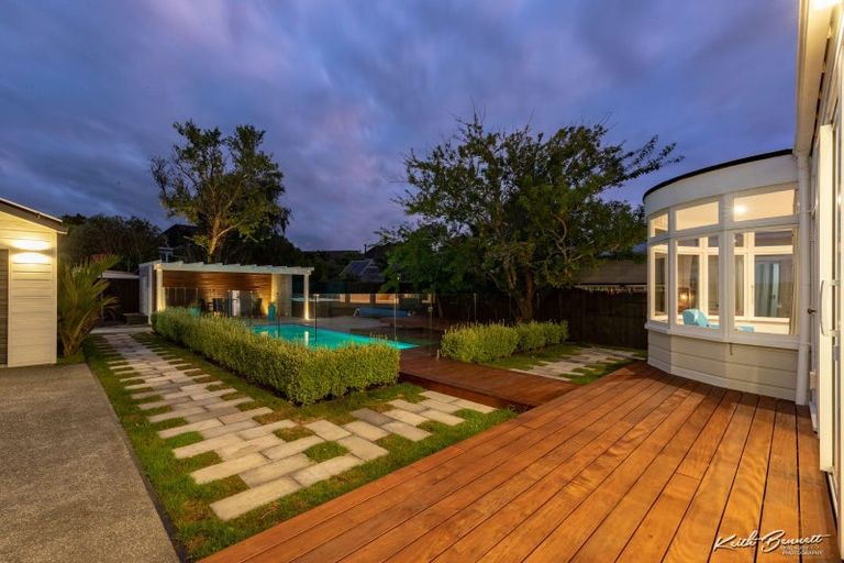 Photo of property in 4 Hautana Square, Woburn, Lower Hutt, 5010