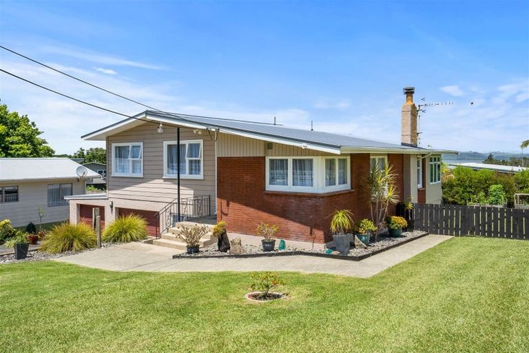 Photo of property in 15 Old Onerahi Road, Onerahi, Whangarei, 0110