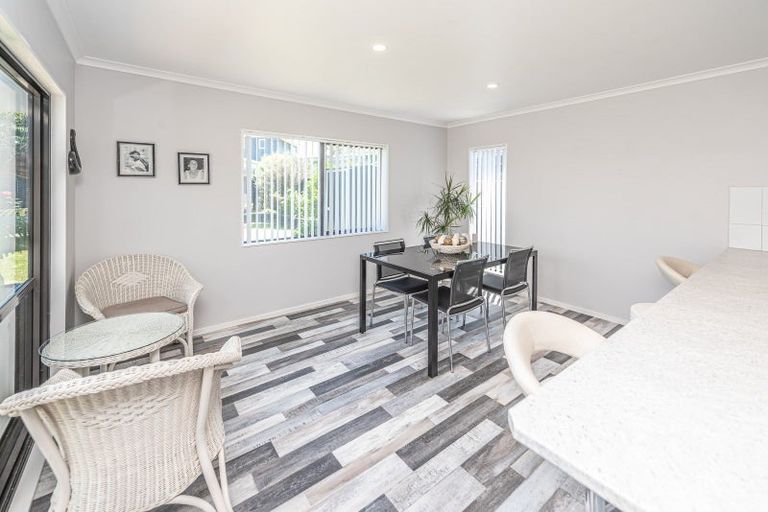 Photo of property in 13 Kamahi Street, Castlecliff, Whanganui, 4501