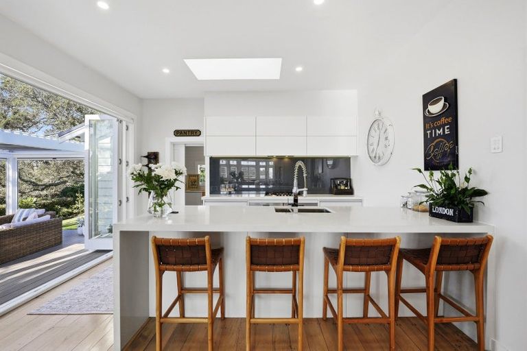 Photo of property in 1a Mozeley Avenue, Devonport, Auckland, 0624
