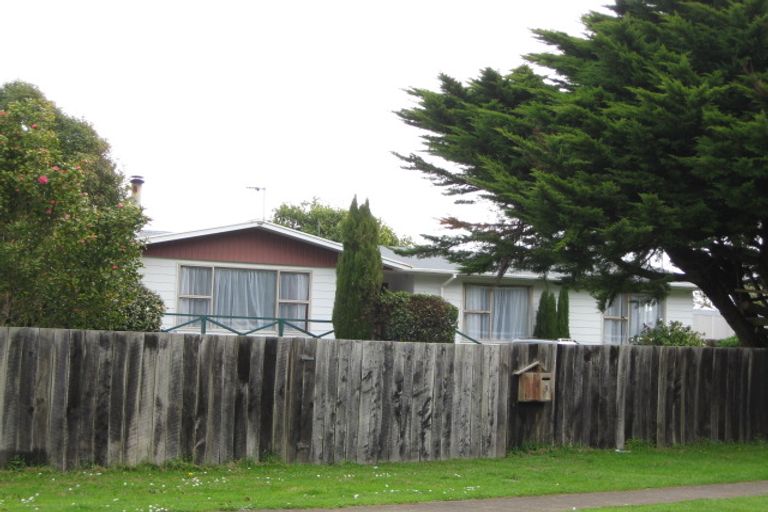 Photo of property in 3 Battiscombe Terrace, Waitara, 4320