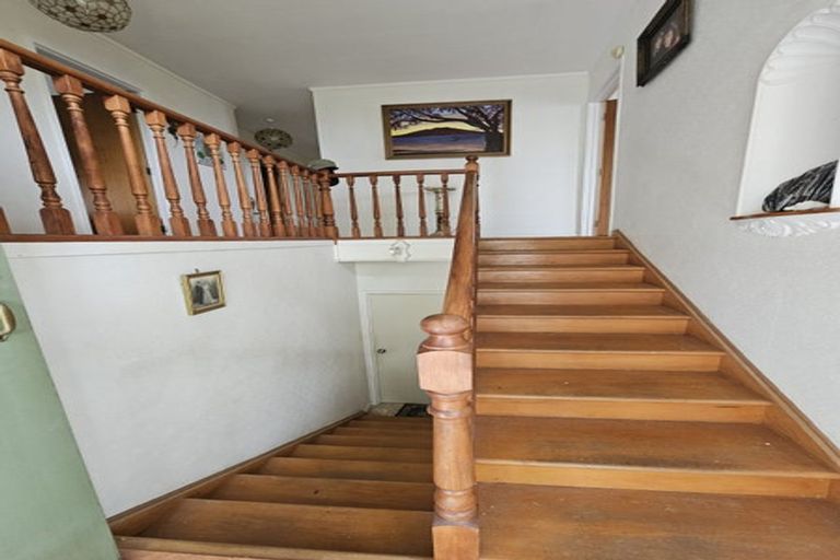 Photo of property in 18 Highlight Parade, Te Atatu South, Auckland, 0610