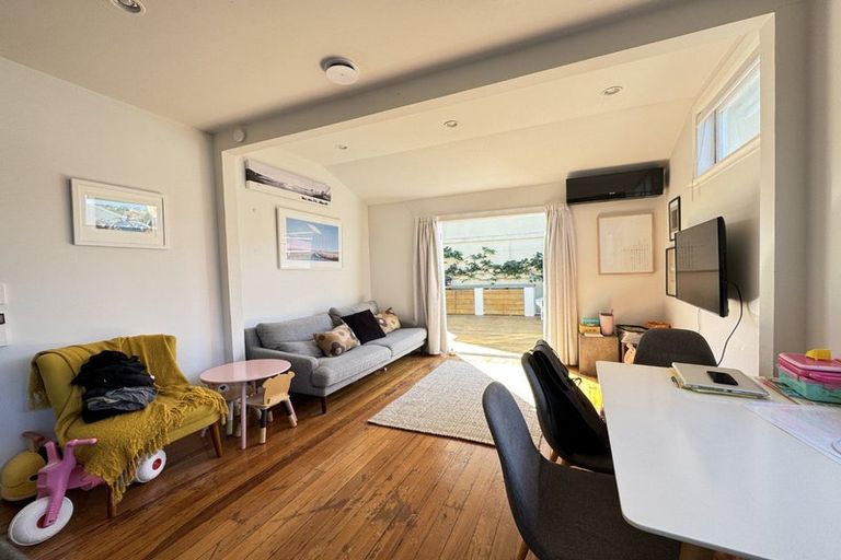 Photo of property in 83 Miramar Avenue, Miramar, Wellington, 6022