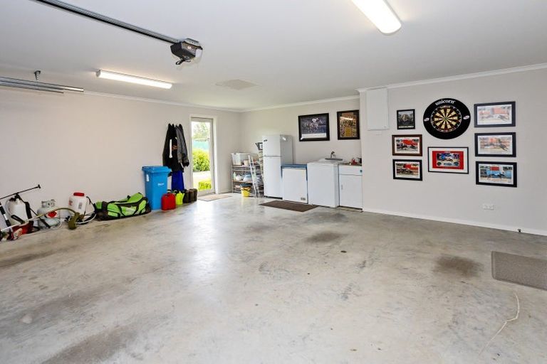 Photo of property in 152 Moore Road, Lorneville, Invercargill, 9874