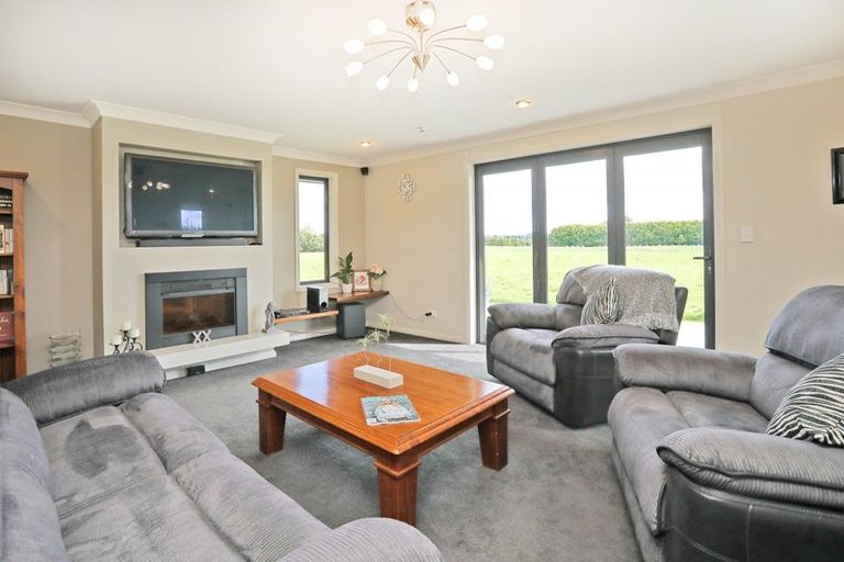 Photo of property in 34 Mckellar Road, Seaward Bush, Invercargill, 9871