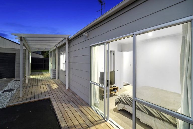 Photo of property in 8 Mardi Place, Mount Maunganui, 3116