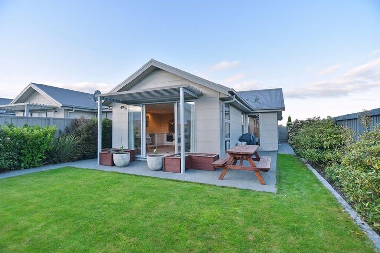 Photo of property in 15 Cassino Street, Rangiora, 7400
