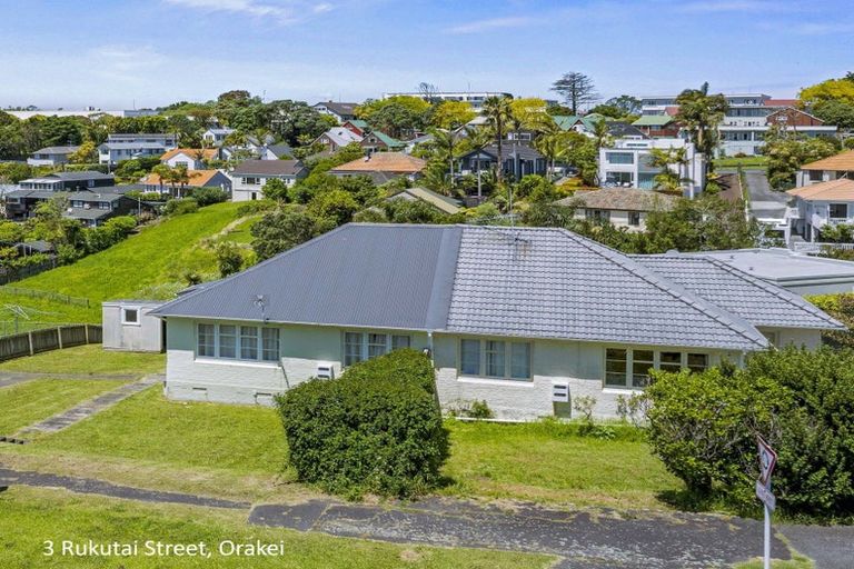Photo of property in 3 Rukutai Street, Orakei, Auckland, 1071