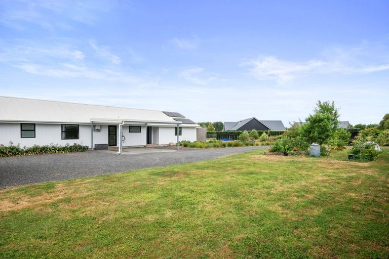 Photo of property in 49 Wakefield Road, Levin, 5571