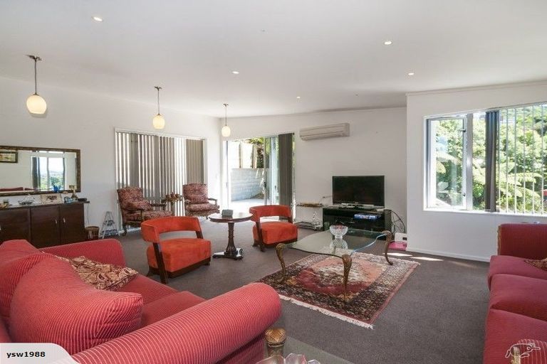 Photo of property in 154a Tirohanga Road, Tirohanga, Lower Hutt, 5010