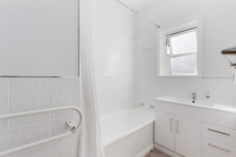 Photo of property in 412 Akina Street, Akina, Hastings, 4122