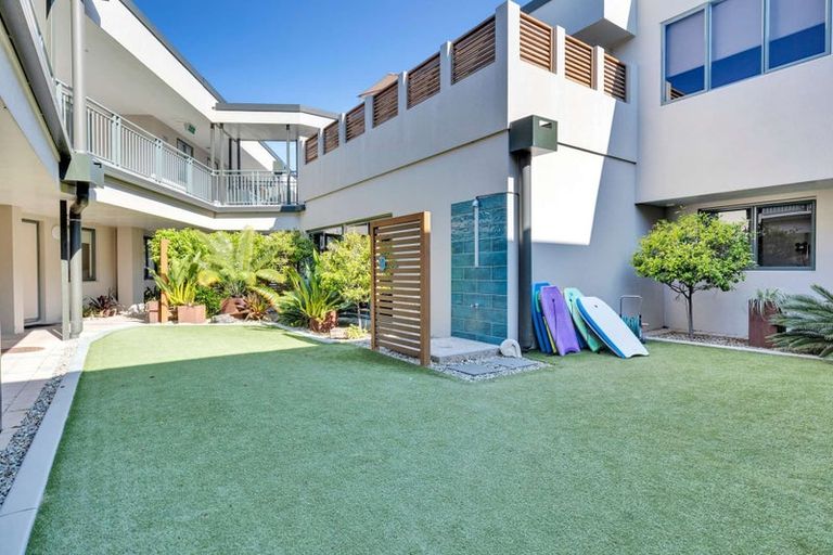 Photo of property in Beachpoint Apartments, 2/5 West End Road, Ohope, 3121