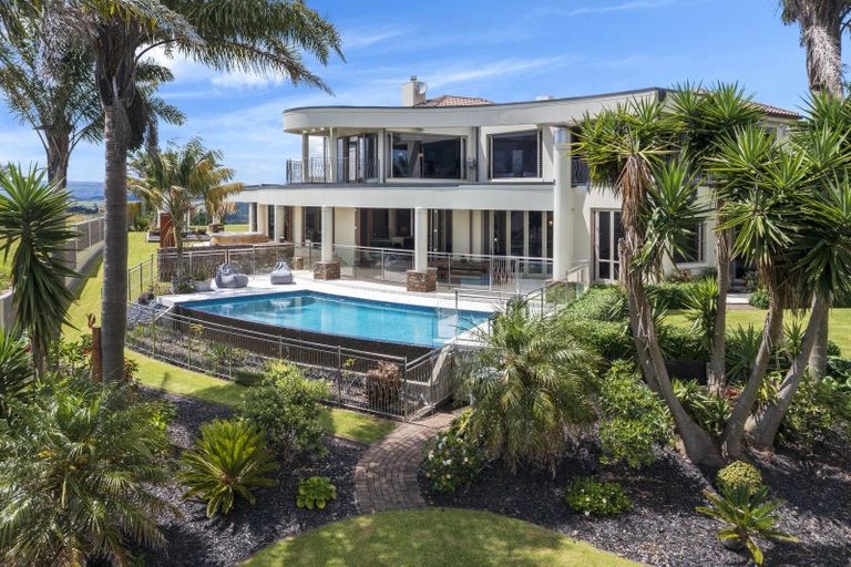 Photo of property in 601 Redoubt Road, Flat Bush, Auckland, 2019