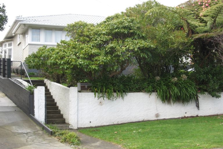 Photo of property in 5 Richmond Avenue, Karori, Wellington, 6012