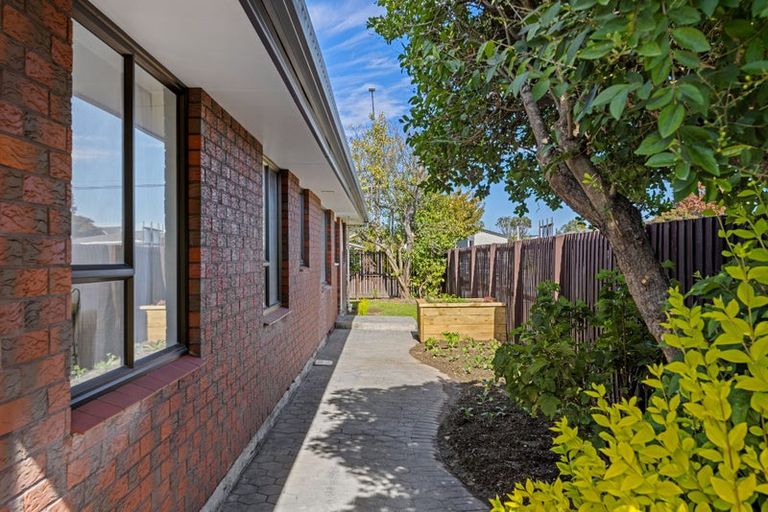 Photo of property in 294 Sawyers Arms Road, Bishopdale, Christchurch, 8053