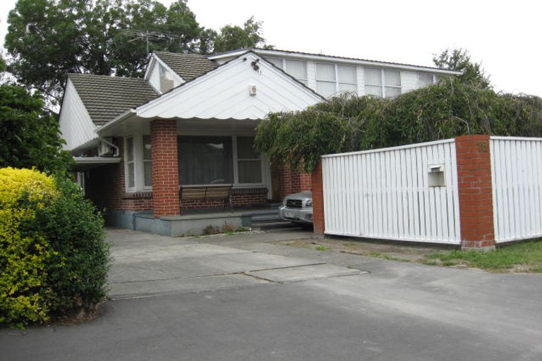 Photo of property in 16 Hanrahan Street, Upper Riccarton, Christchurch, 8041