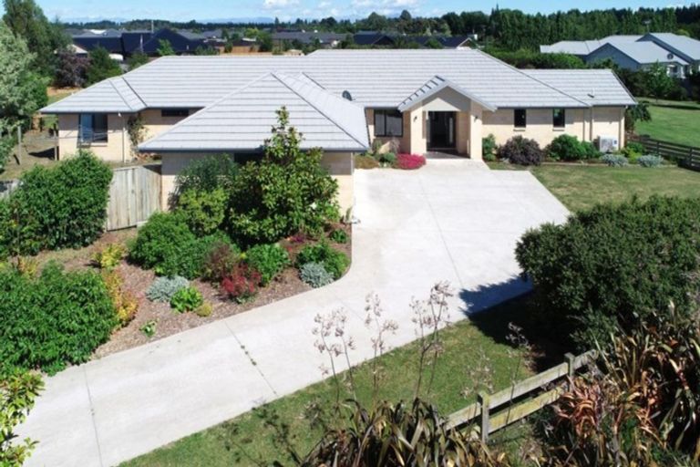 Photo of property in 2 Jacks Drive, West Melton, 7618