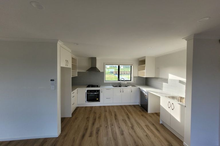 Photo of property in 14 Livery Lane, Taupaki, Henderson, 0782