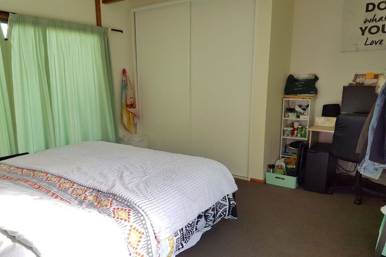 Photo of property in 3 Seagrave Place, Ilam, Christchurch, 8041