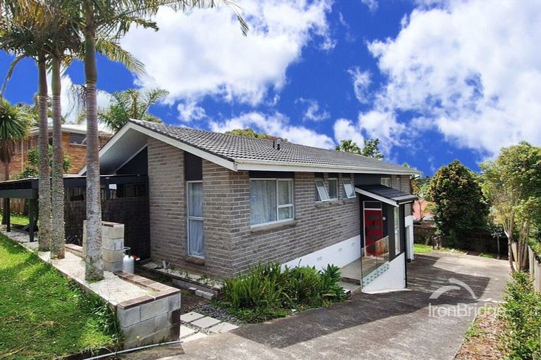 Photo of property in 3 Alnack Place, Torbay, Auckland, 0630