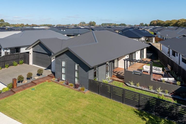 Photo of property in 13 Stackwood Avenue, Woodend, 7610